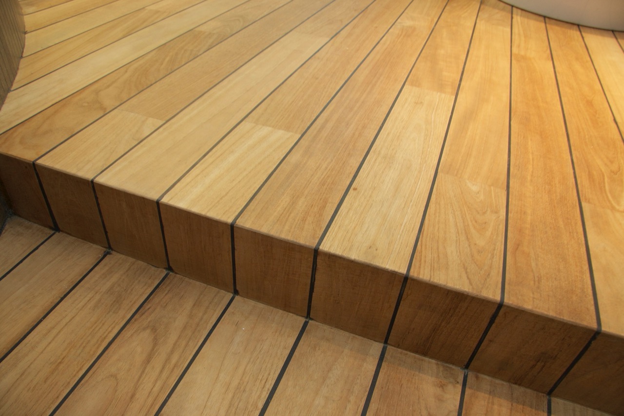 maritieme elegantie van teak in je badkamer 0